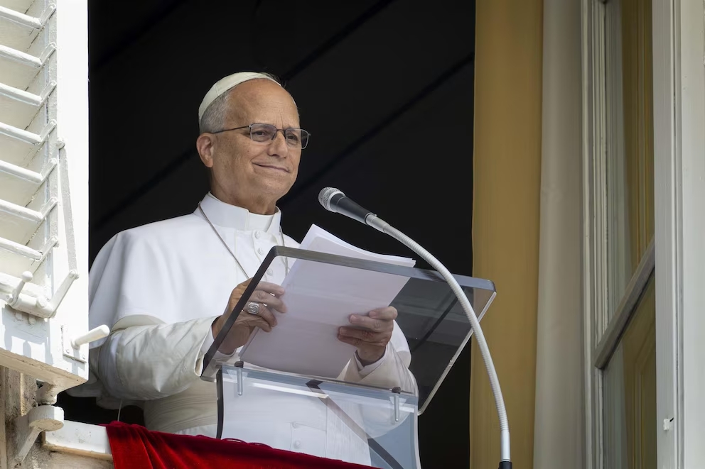 El papa León XIV reaparece en el Vaticano tras ser operado de cáncer de&nbsp;pulmón
